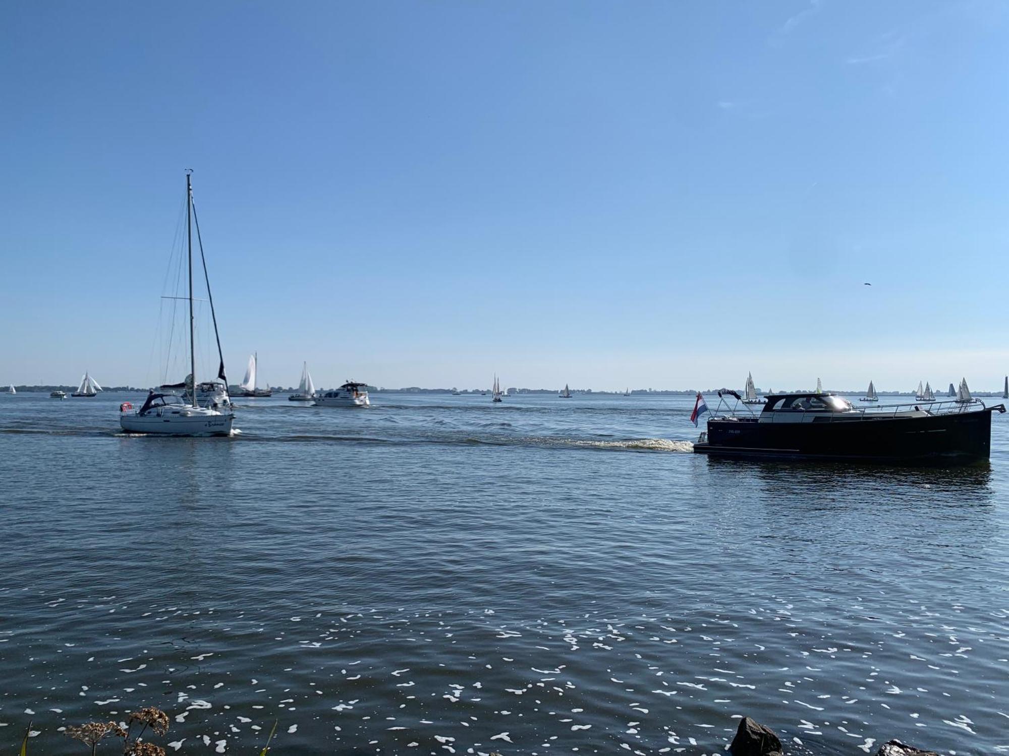 'T Paviljoenhus Bij Sneekermeer Offingawier エクステリア 写真